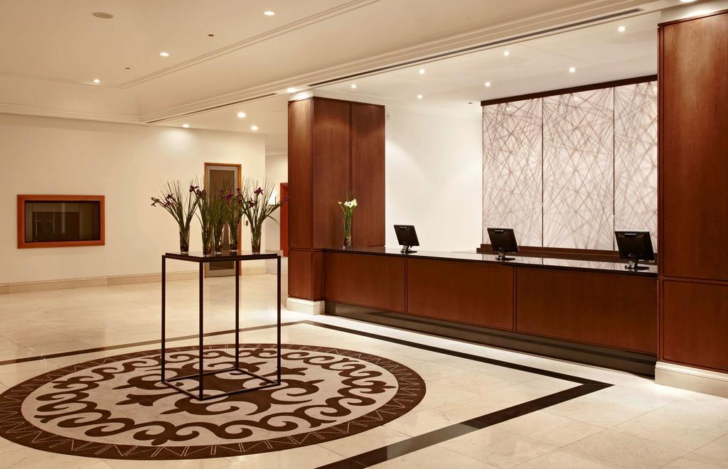 Hyatt Regency Bishkek Hotel Buitenkant foto